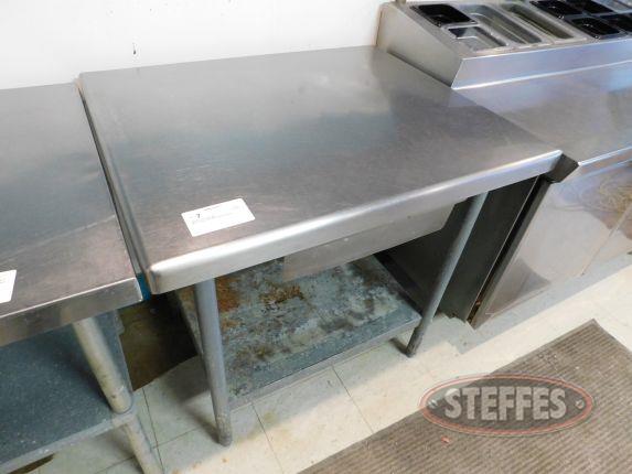 Stainless steel prep table_2.jpg